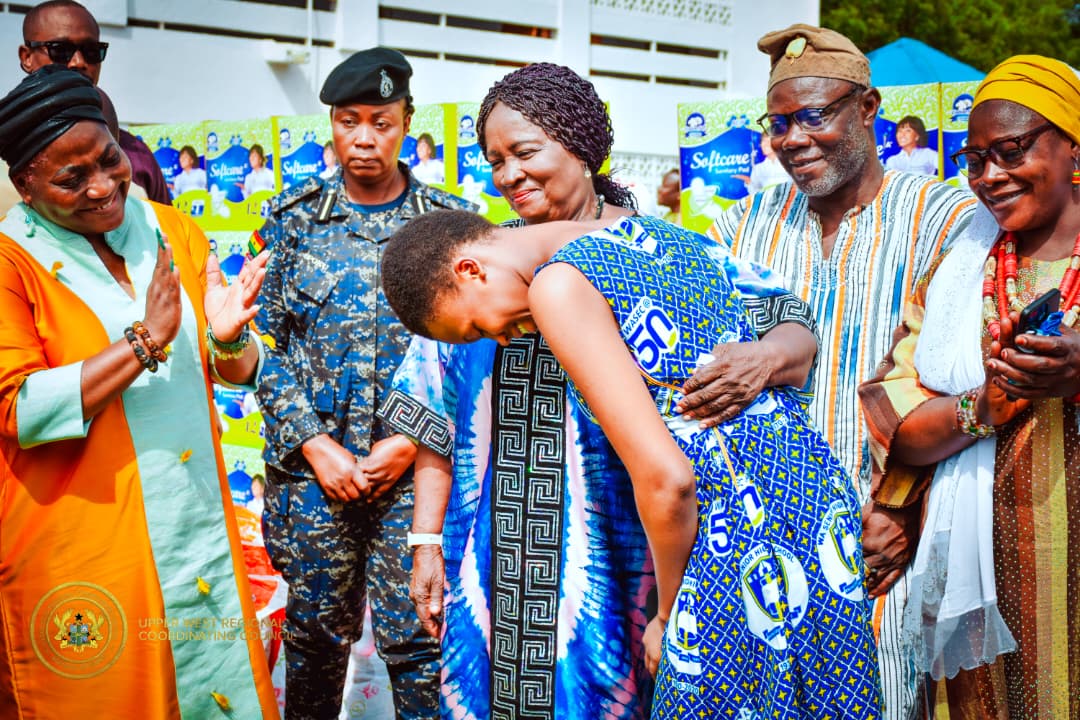 Vice President Supports 26 Schools with Sanitary Donation; Heads to Sankana for Kilibi Festival